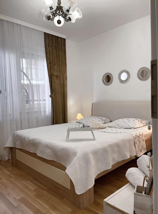 Pristina City Apartment Exterior foto